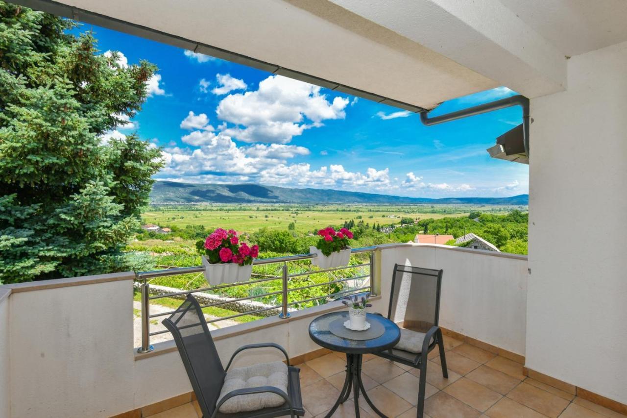 Villa Tea In Imotski, Private Pool Zmijavci Kültér fotó